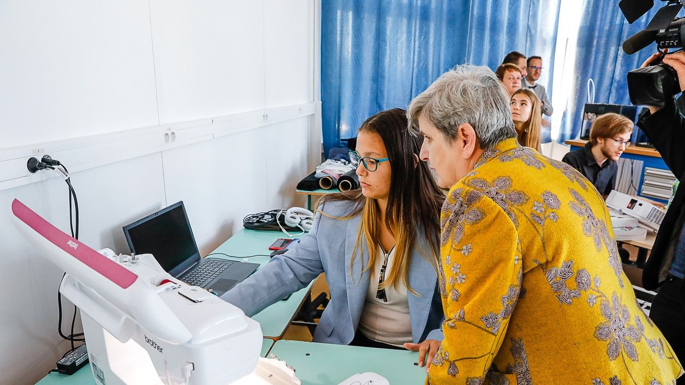 A második digitális közösségi alkotóműhelyt avatták fel a Szombathelyen