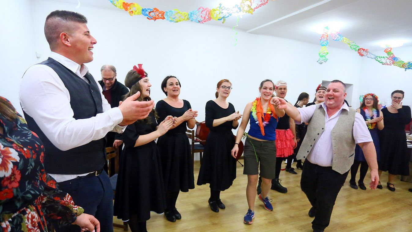 Folkmulatság a Hajnalcsillaggal Kőszegen