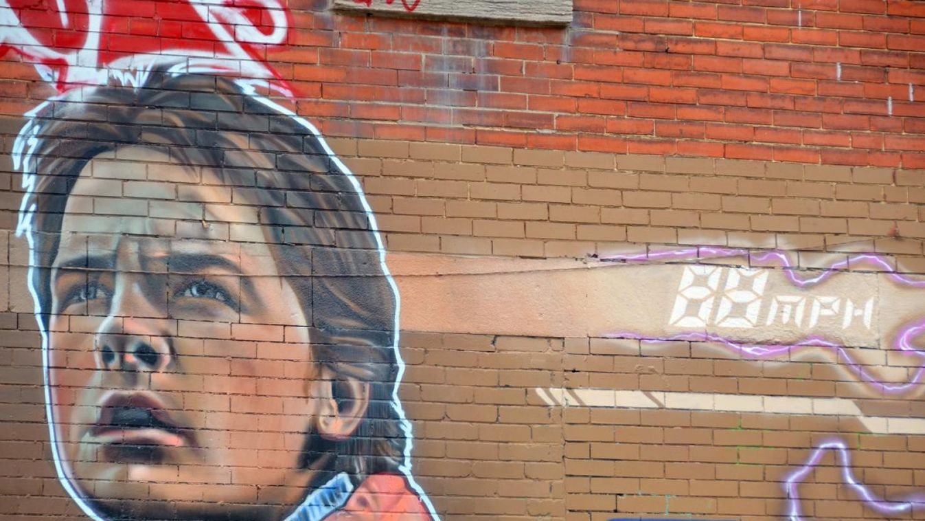 Valaki tényleg megvette a Vissza a jövőbe önbefűzős cipőjét