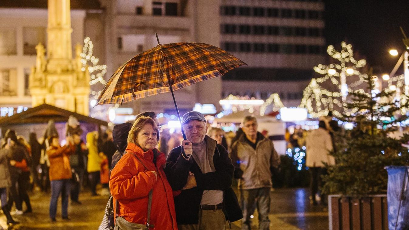 A gyerekeké ez az advent – megnyílt a vásár a szombathelyi belvárosban