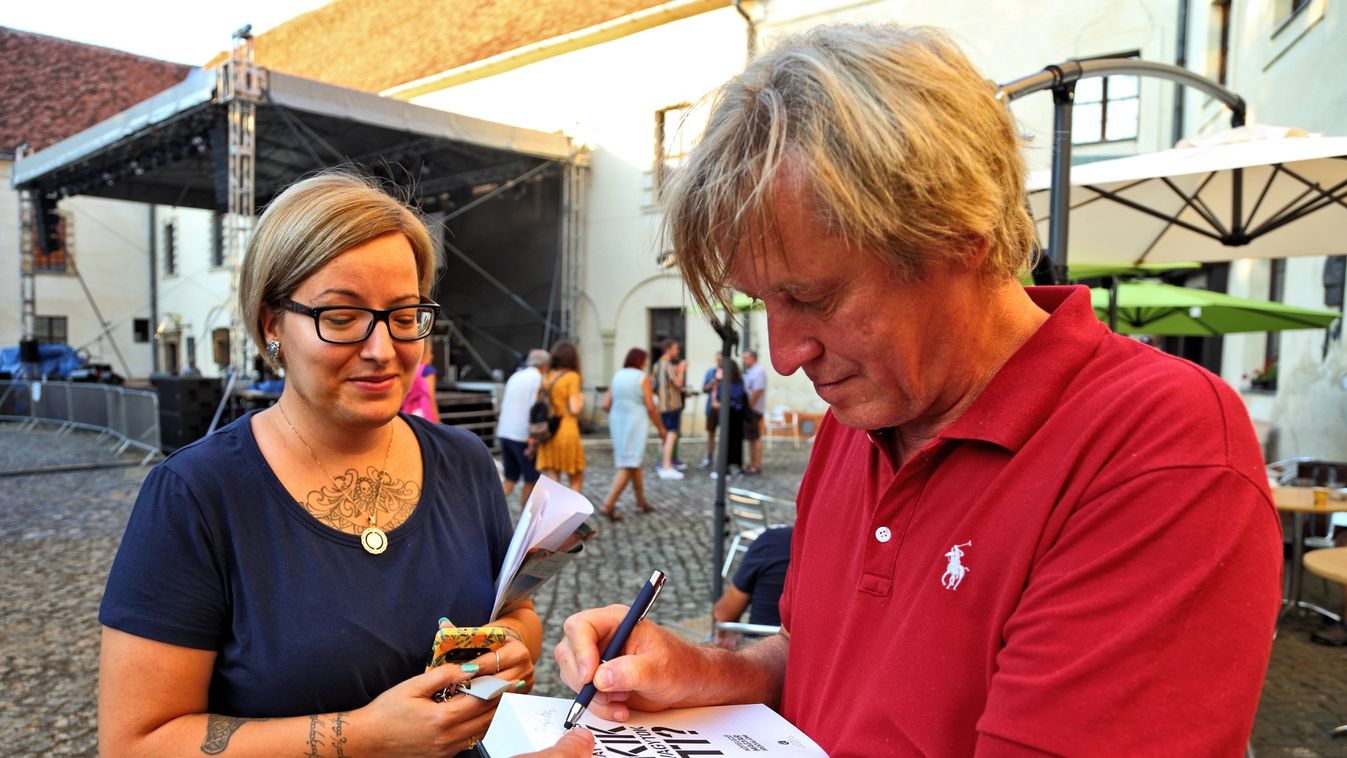 Irodalmi csörte Sárváron – Ismert magyar írók a fesztiválon