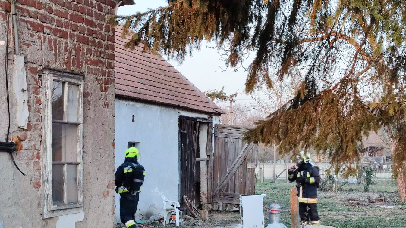 Kigyulladt egy lakóház Sorkifaludban