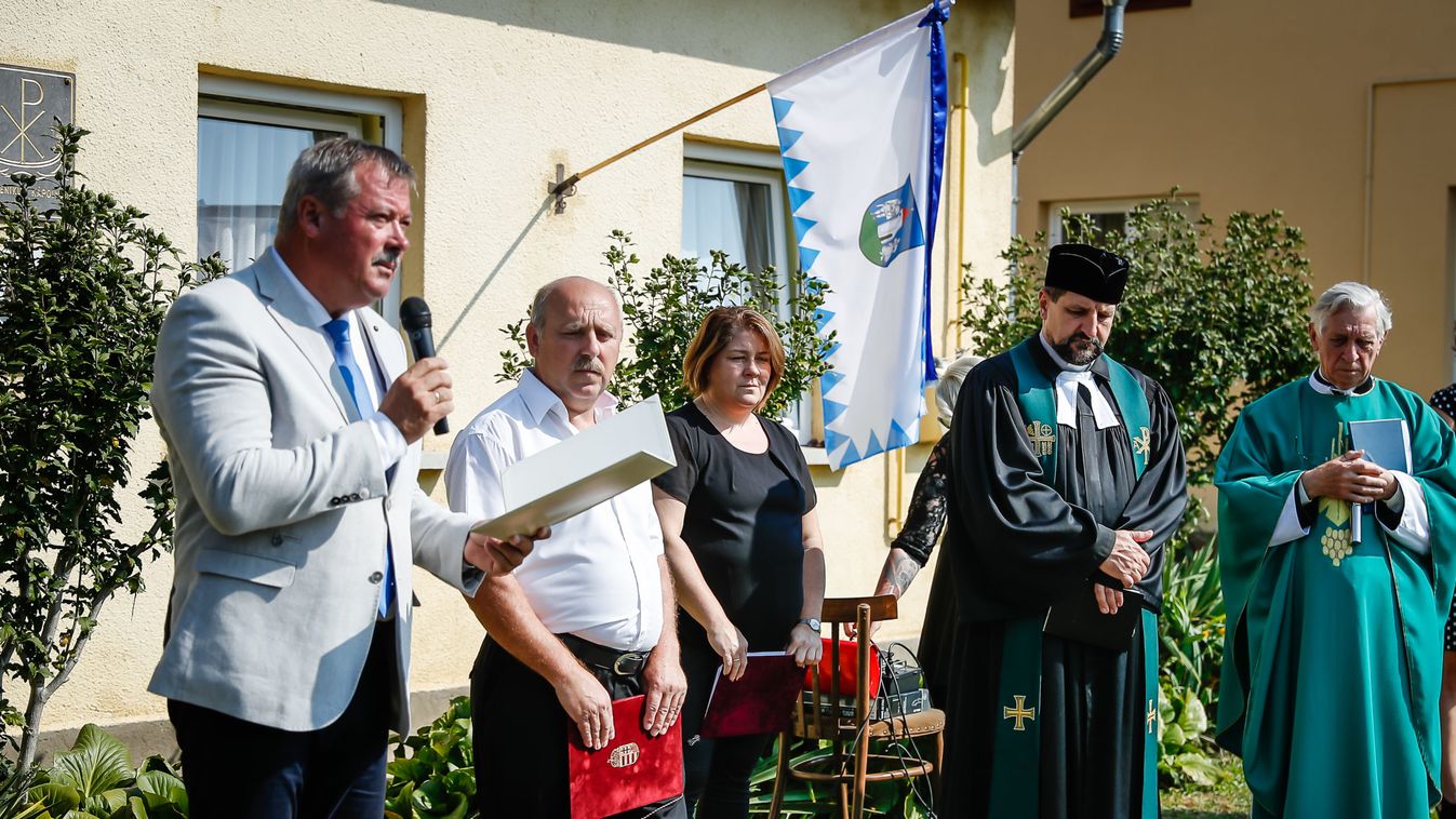 Megújult az imaház Katafán