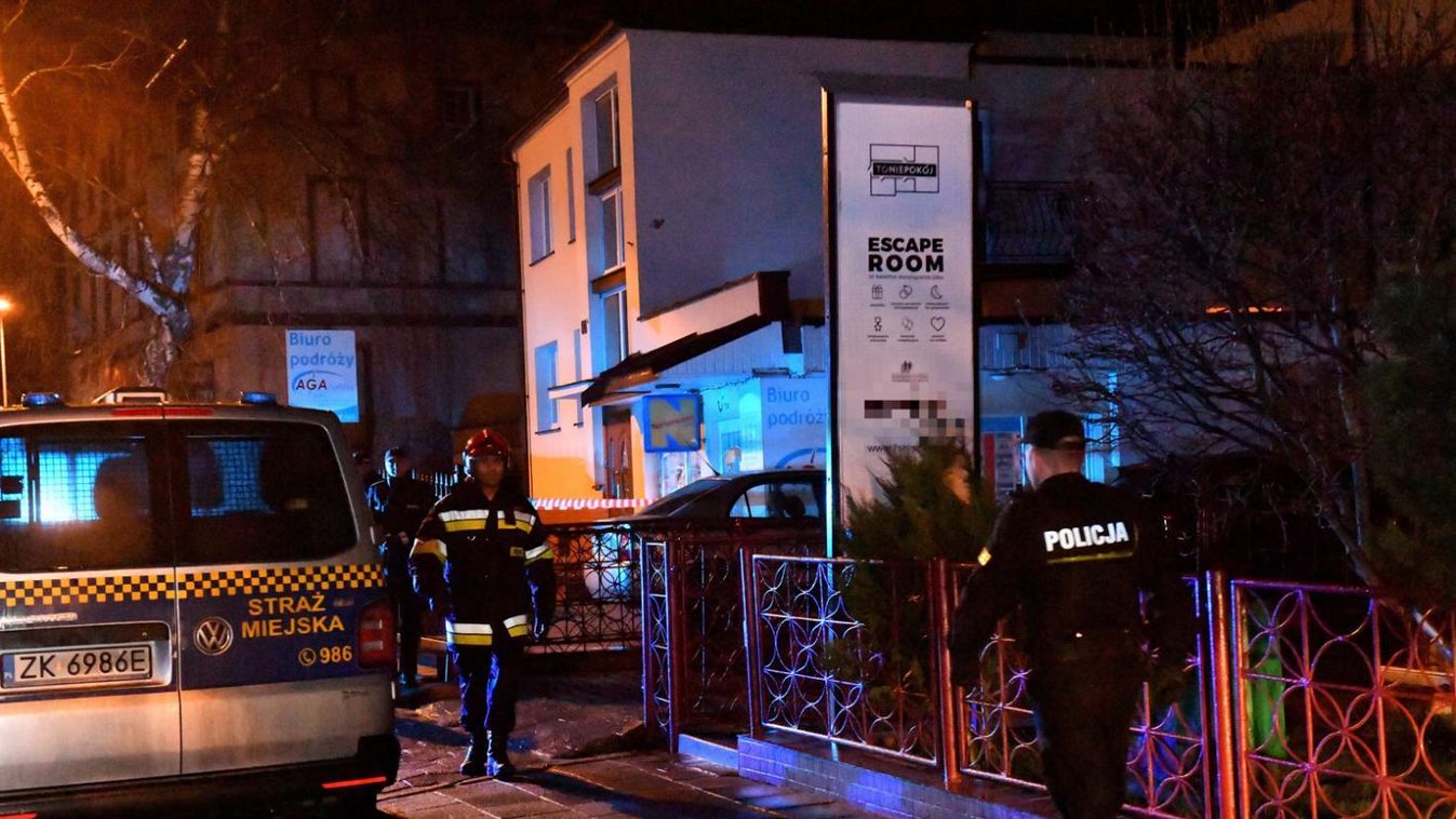 Fiatal lányok égtek bent egy szabadulószobában