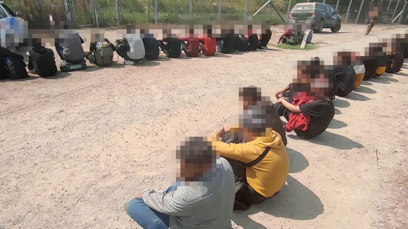 Gázspray-vel támadtak a migránsok a határt védő magyar egyenruhásokra