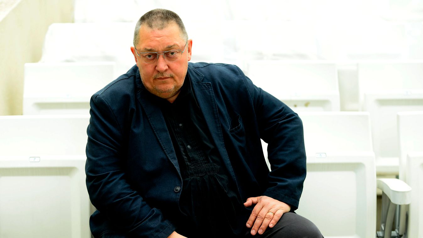 SZFE: sikertelen a liberális támadás