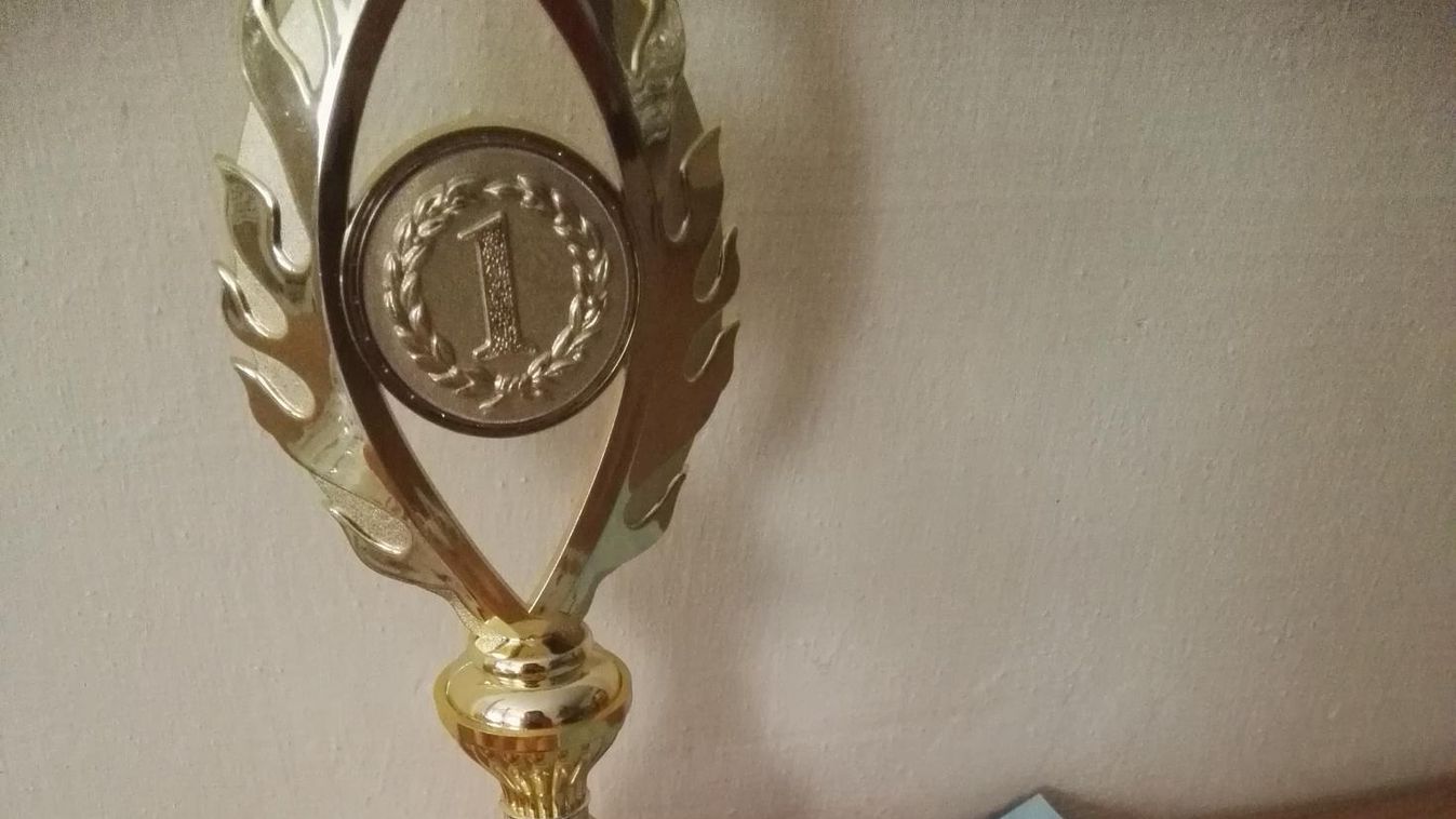 Fánkkirálynőt választottak Köcskön
