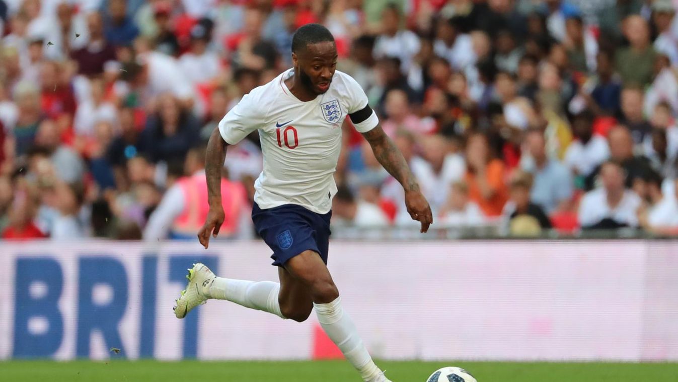 Sterling a csúcsra tör