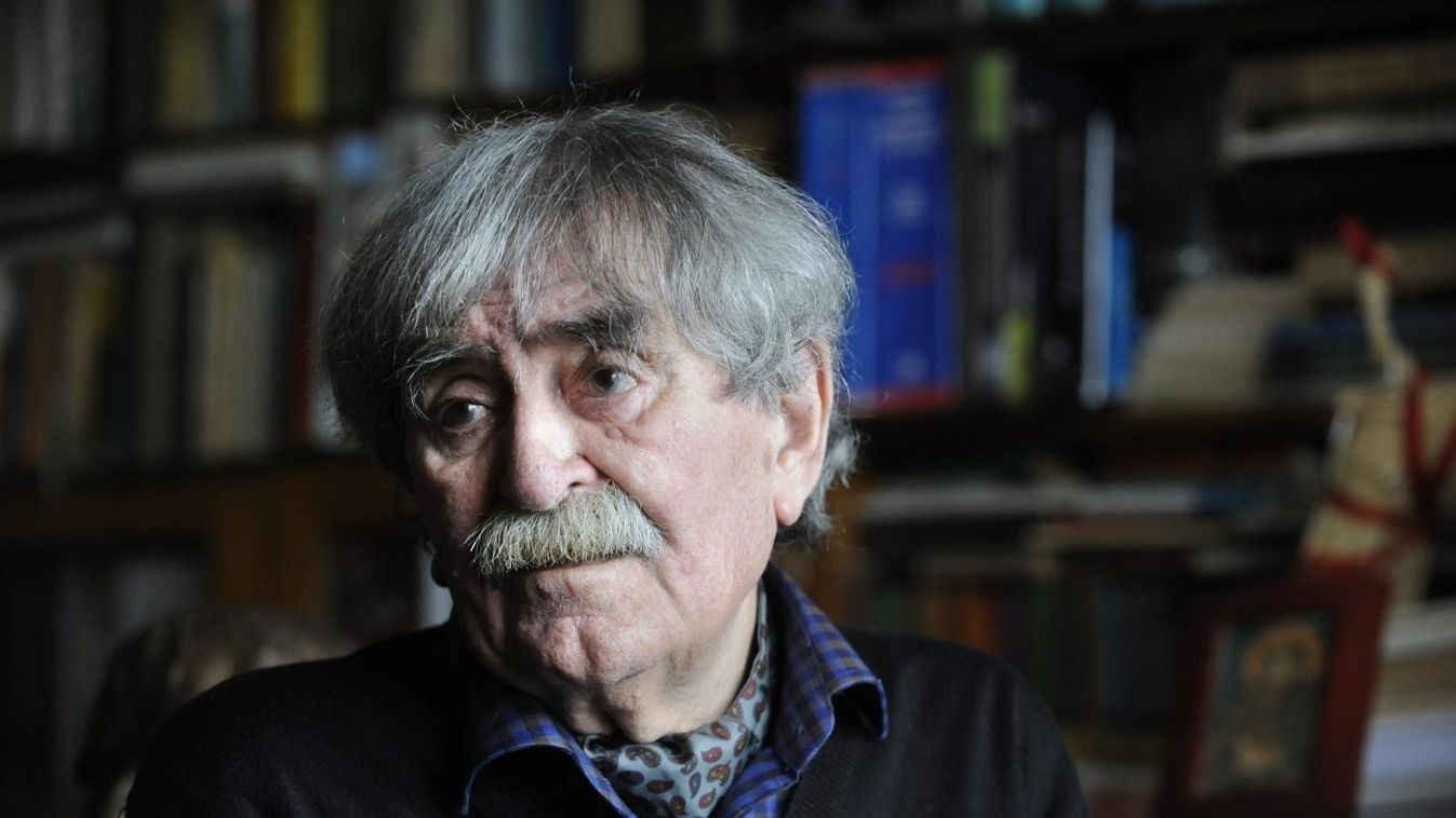 90 éves lenne Juhász Ferenc
