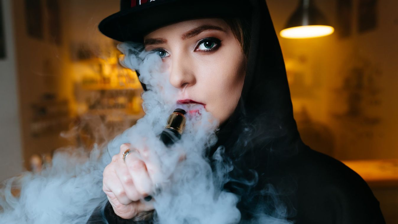 Hazánkban is befellegzett az ízesített elektromos cigarettának