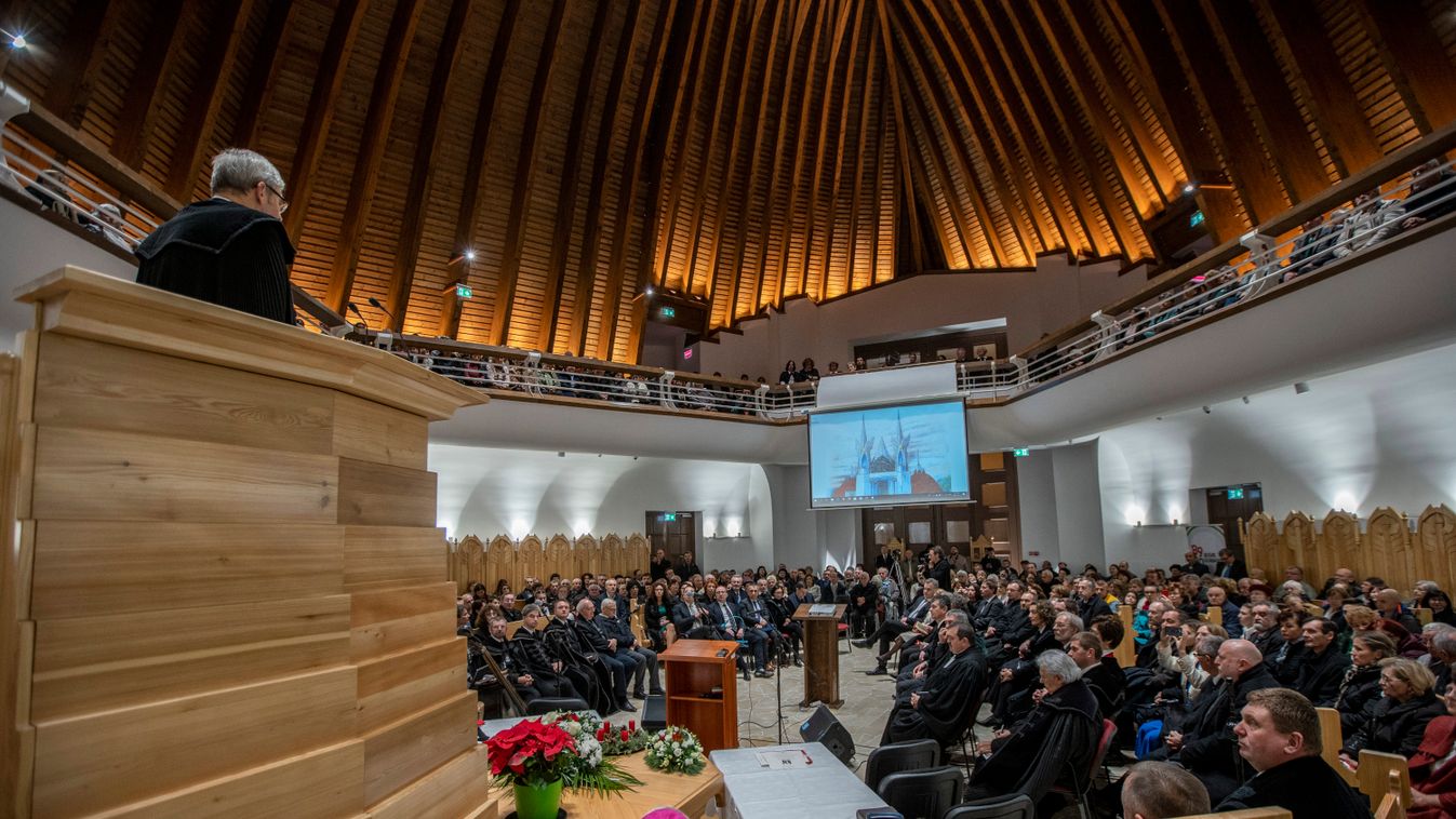 Jelentős támogatást nyújt a kormány a Makovecz-épületek felújítására