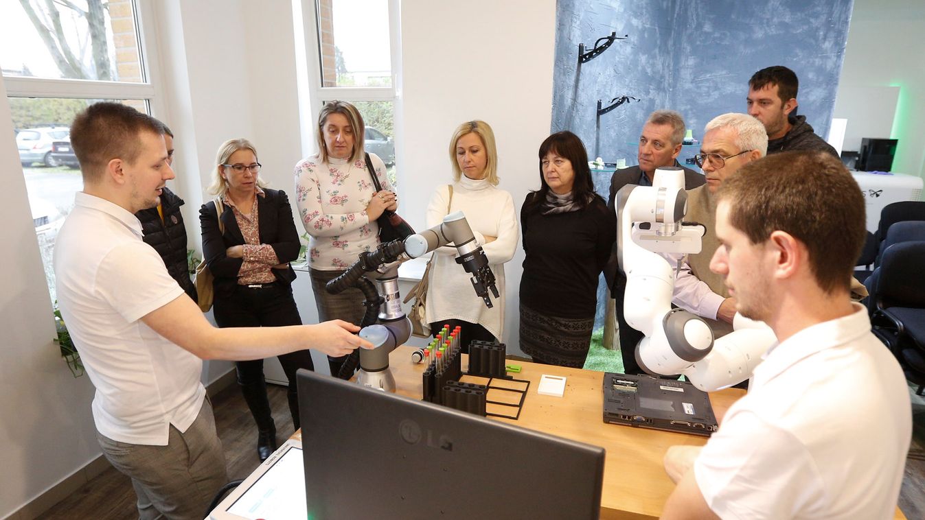 A gyártásdigitalizáció rejtelmeit ismerhették meg Szombathelyen
