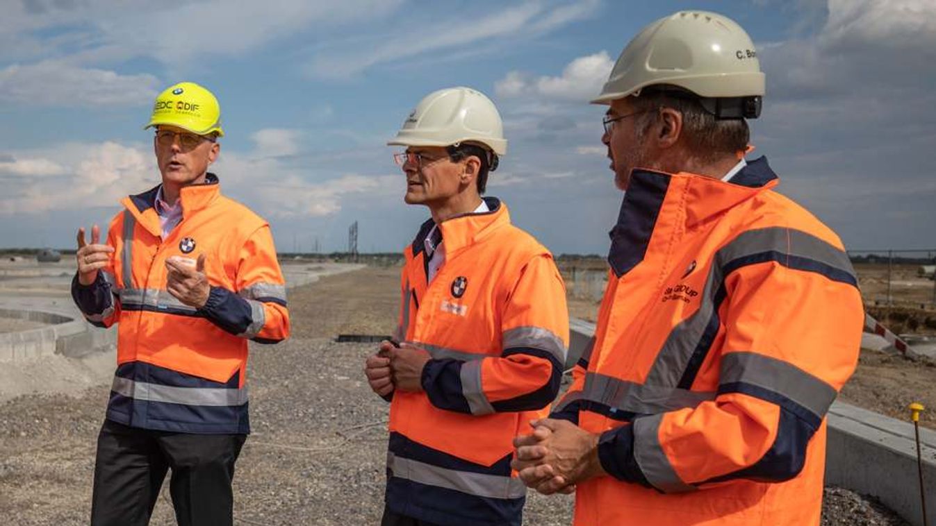 Úttörő szerep juthat a debreceni BMW-üzemnek