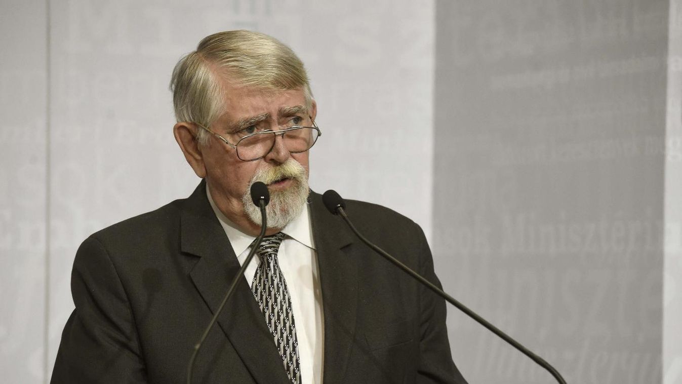 Kásler Miklós: a kormány új egészségpolitikát alapoz meg