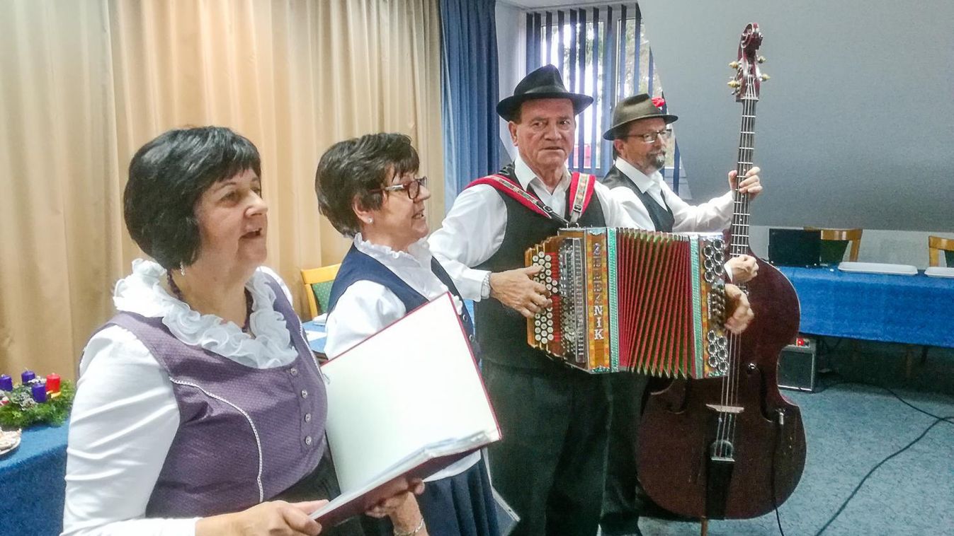 Az ünnepi, adventi időszakhoz kapcsolódóan műhelyfoglalkozásokat tartottak Szentgotthárdon