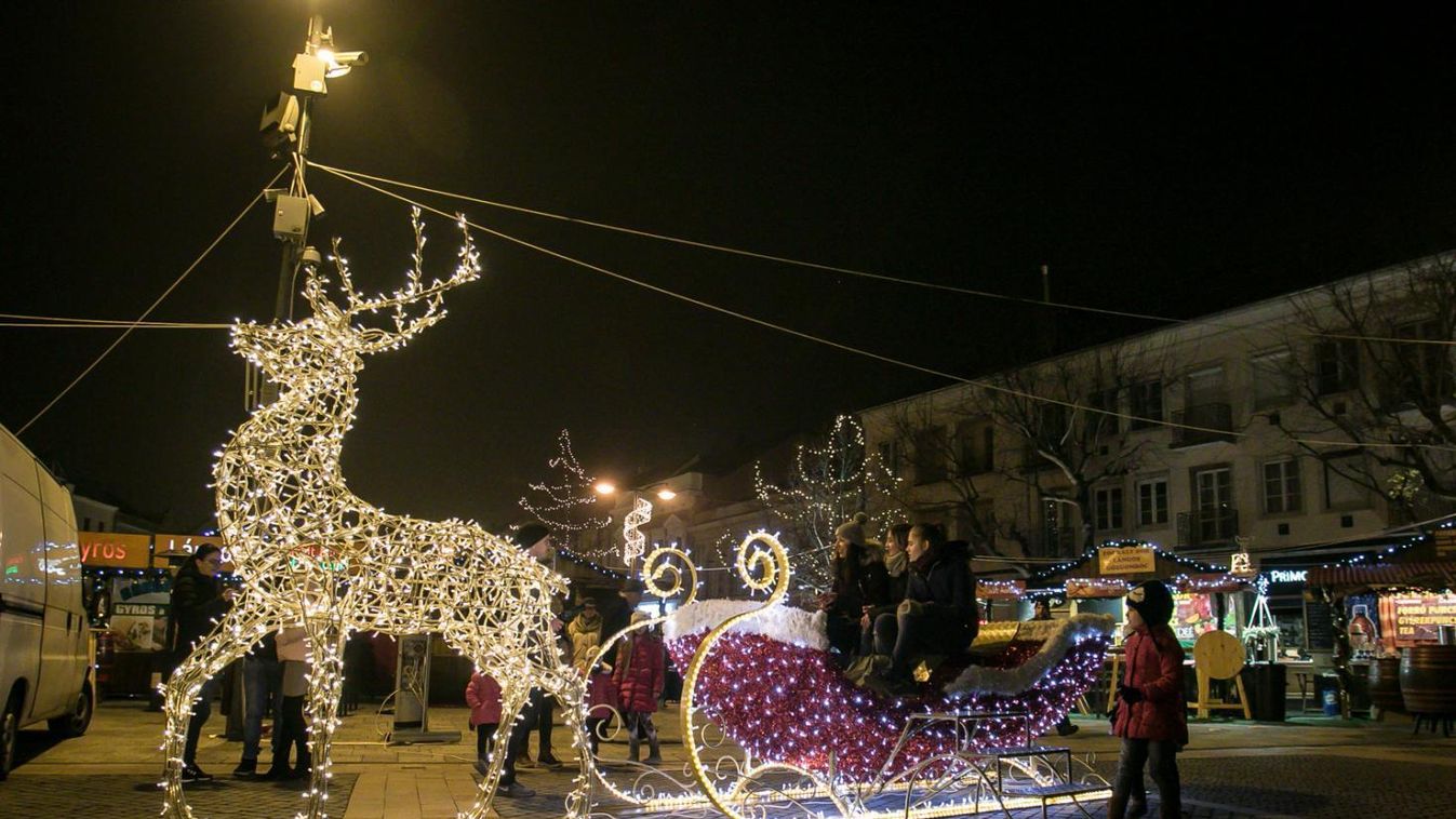 Érdemes a szomszédba is ellátogatni advent idején