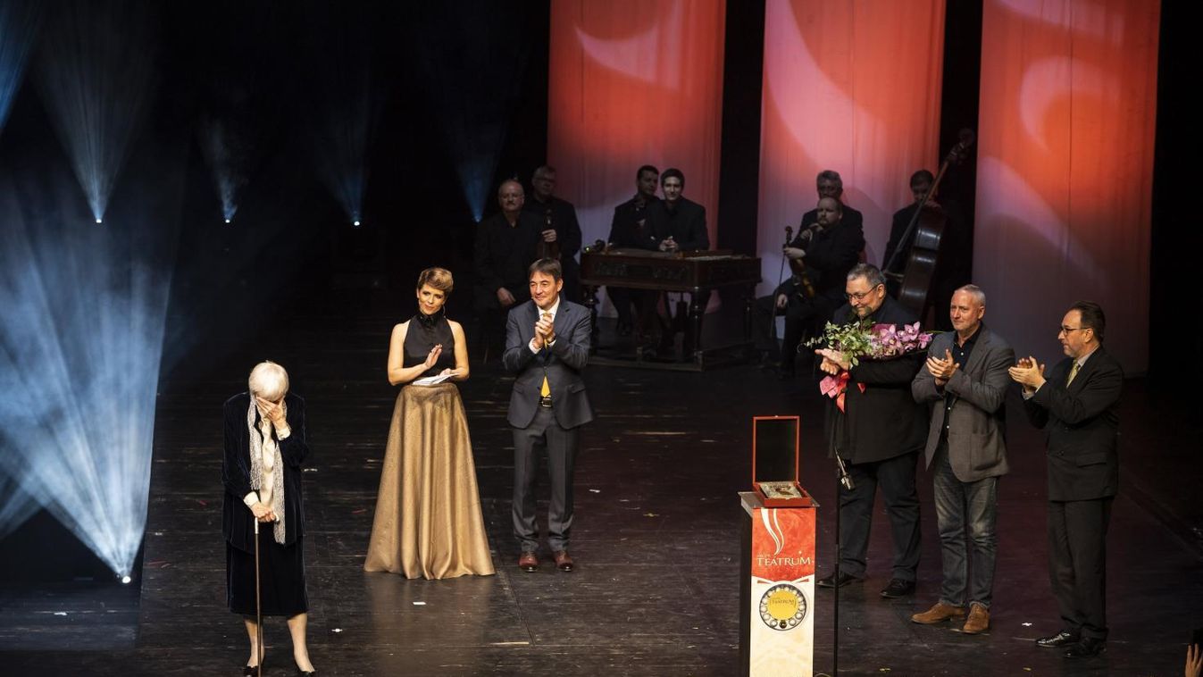Átadták a Magyar Teátrum Díjakat a Nemzeti Színházban