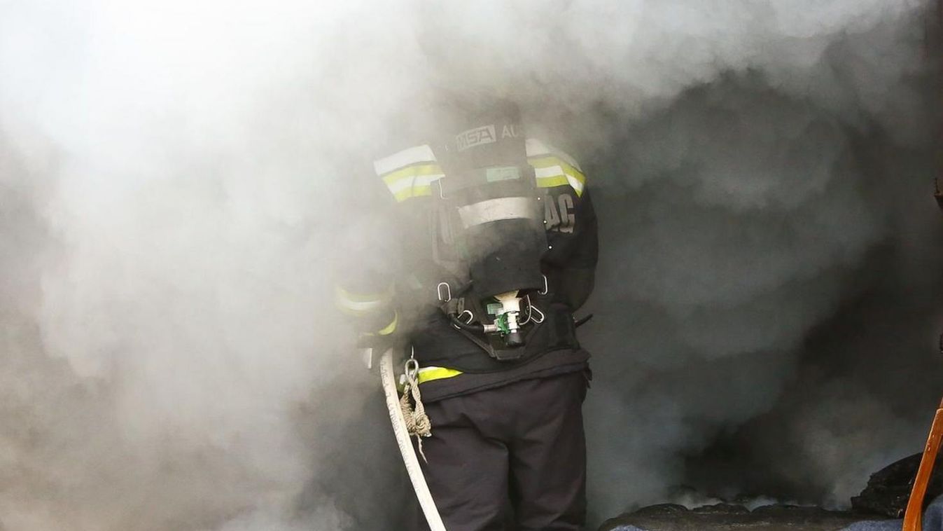Kéményben lerakódott korom égett Körmenden
