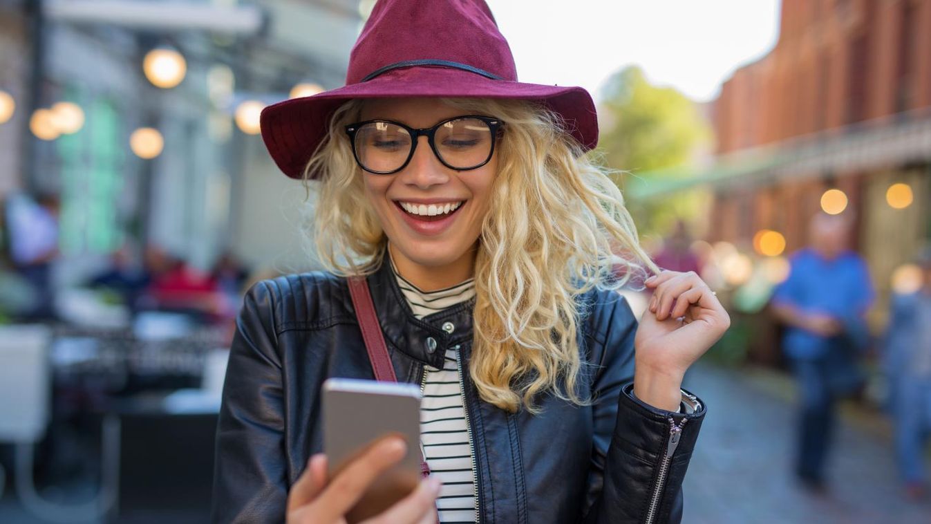 Hamarosan visszatérhet a Messenger a Facebook mobilalkalmazásba