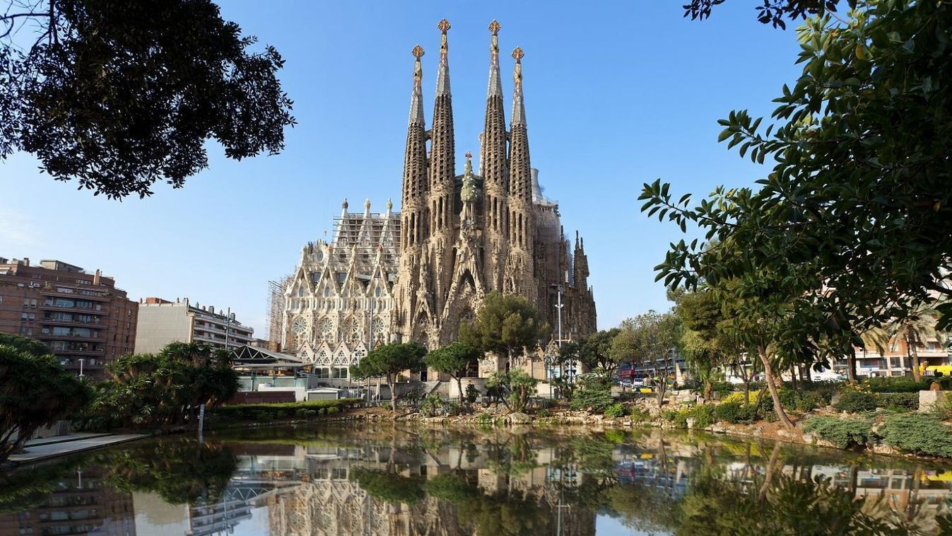 Építési engedélyt kapott a Sagrada Familia