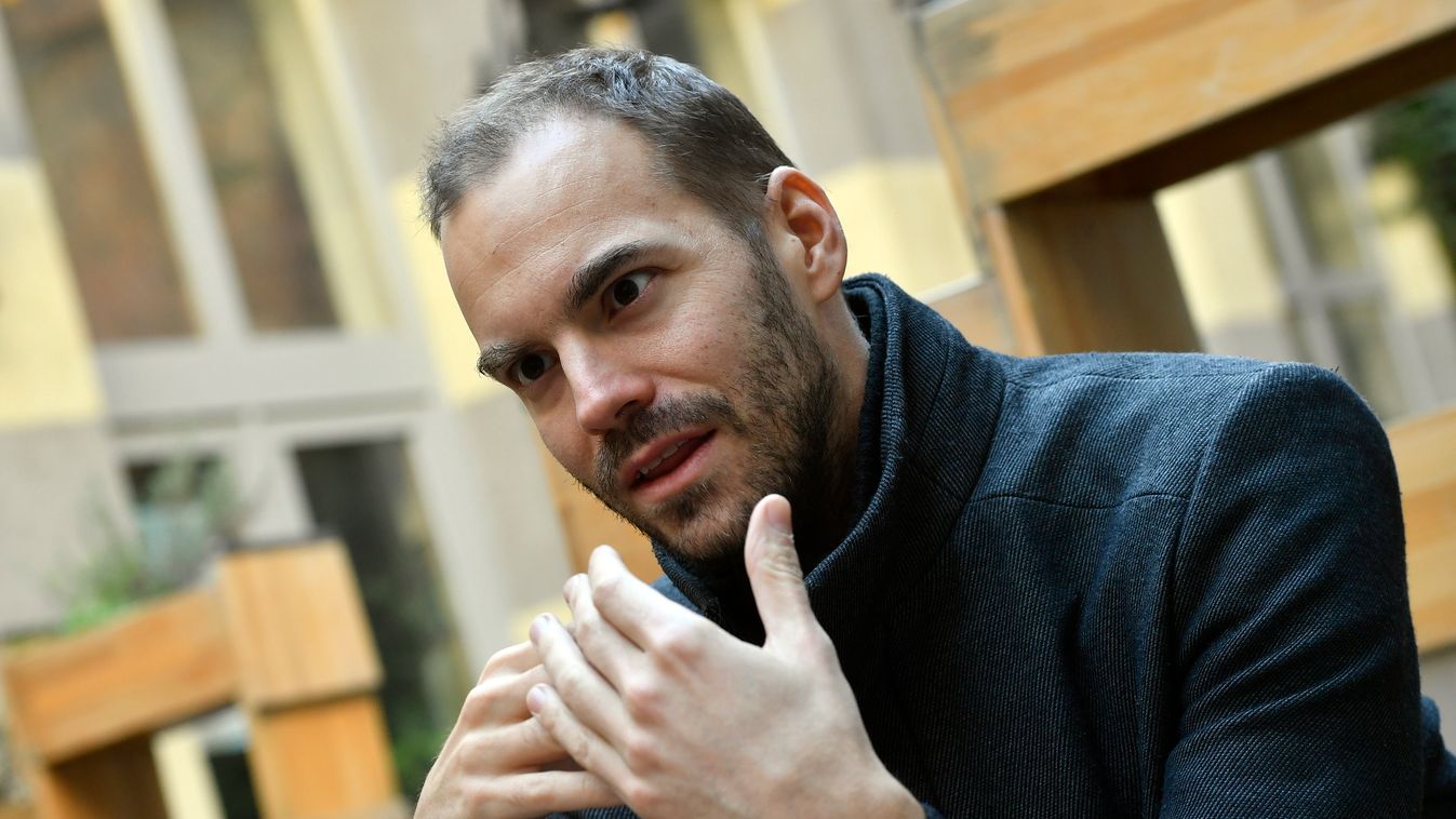 Az emberi kapcsolatokat járja körül Petruska új albuma