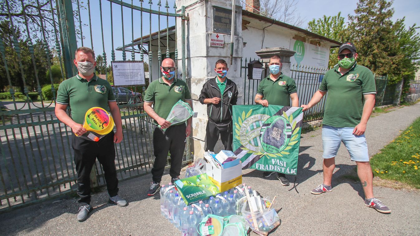 A Vasi Fradisták szurkolói csoport is segít a szükség idején