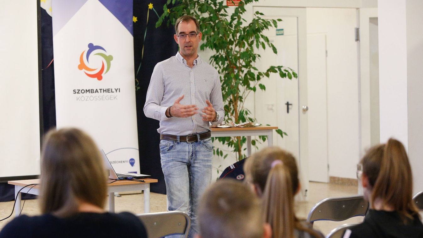 Bárkiből lehet droghasználó – Tóth Balázs előadása Szombathelyen