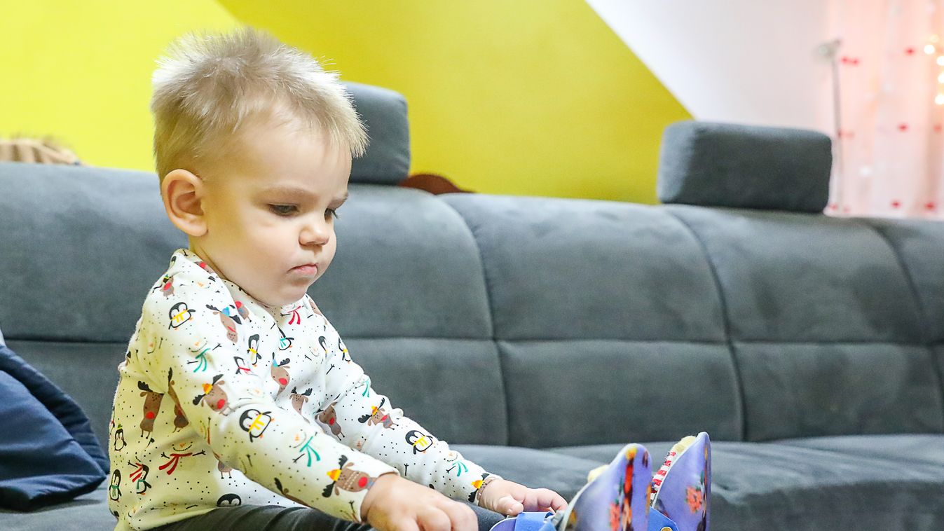 A pusztacsói SMA-s kisfiú, Noel pénteken megkapja a gyógyszert