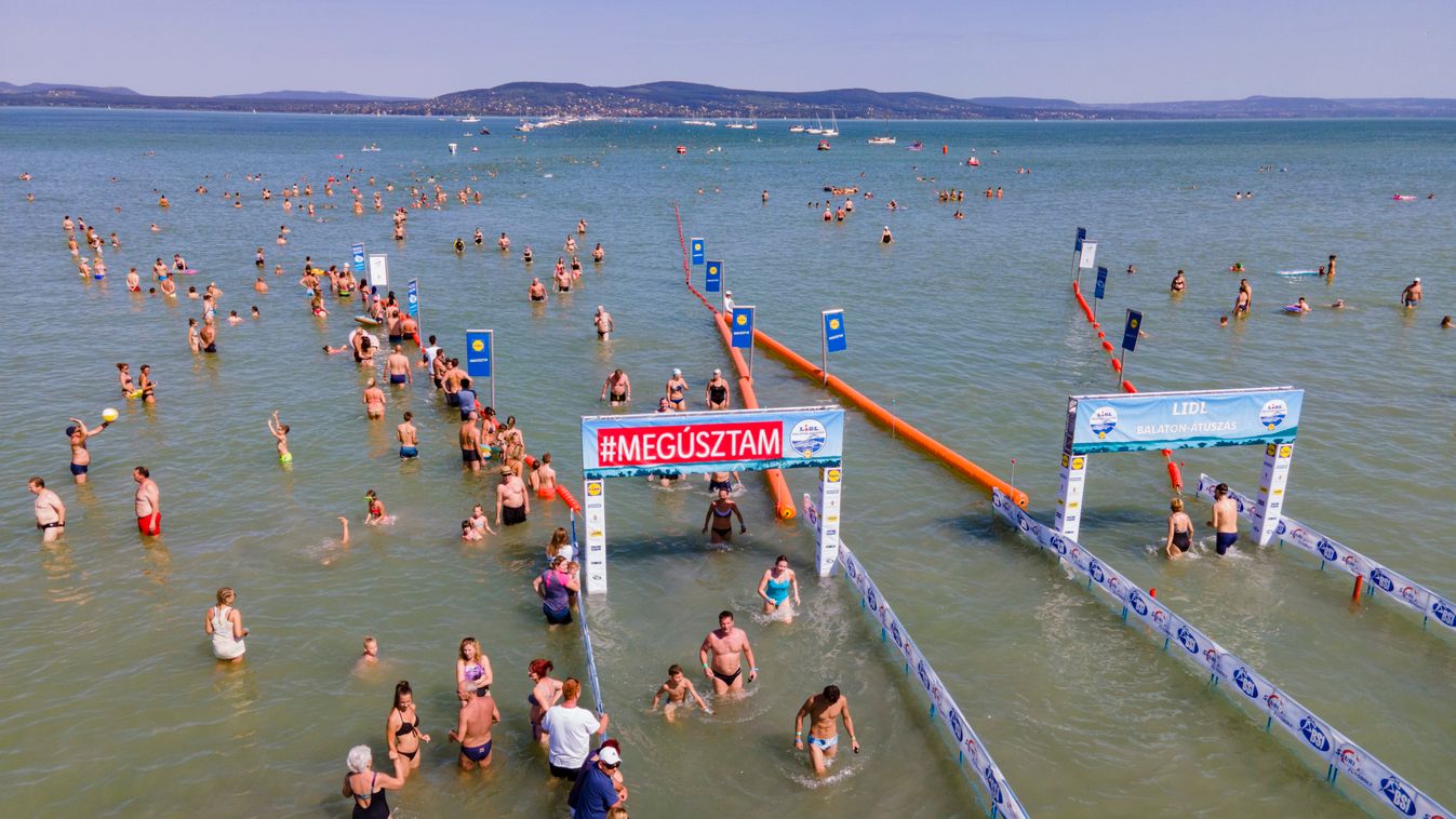 Elhalasztják a szombati Balaton-átúszást