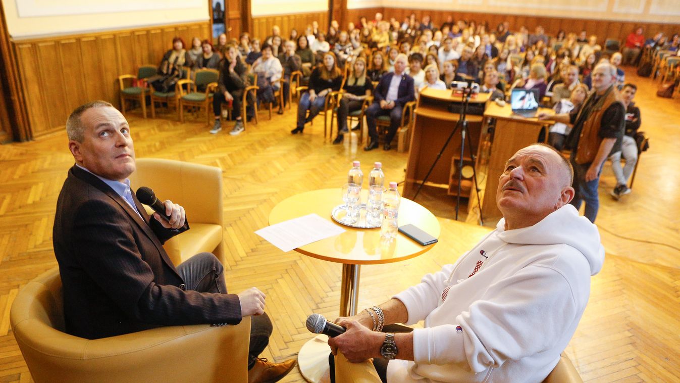 Több százan érkeztek a szombathelyi egyetem nyílt napjára – Nagy Feró volt a meghívott sztárvendég