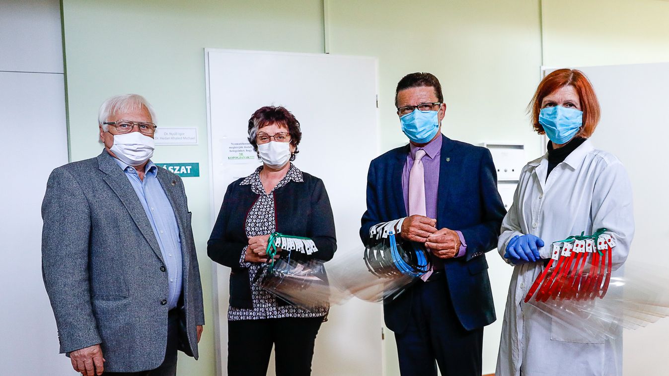 Száz fertőtleníthető arcvédő pajzsot kaptak vasi orvosok, a Kiskar utcai rendelőbe is jutott