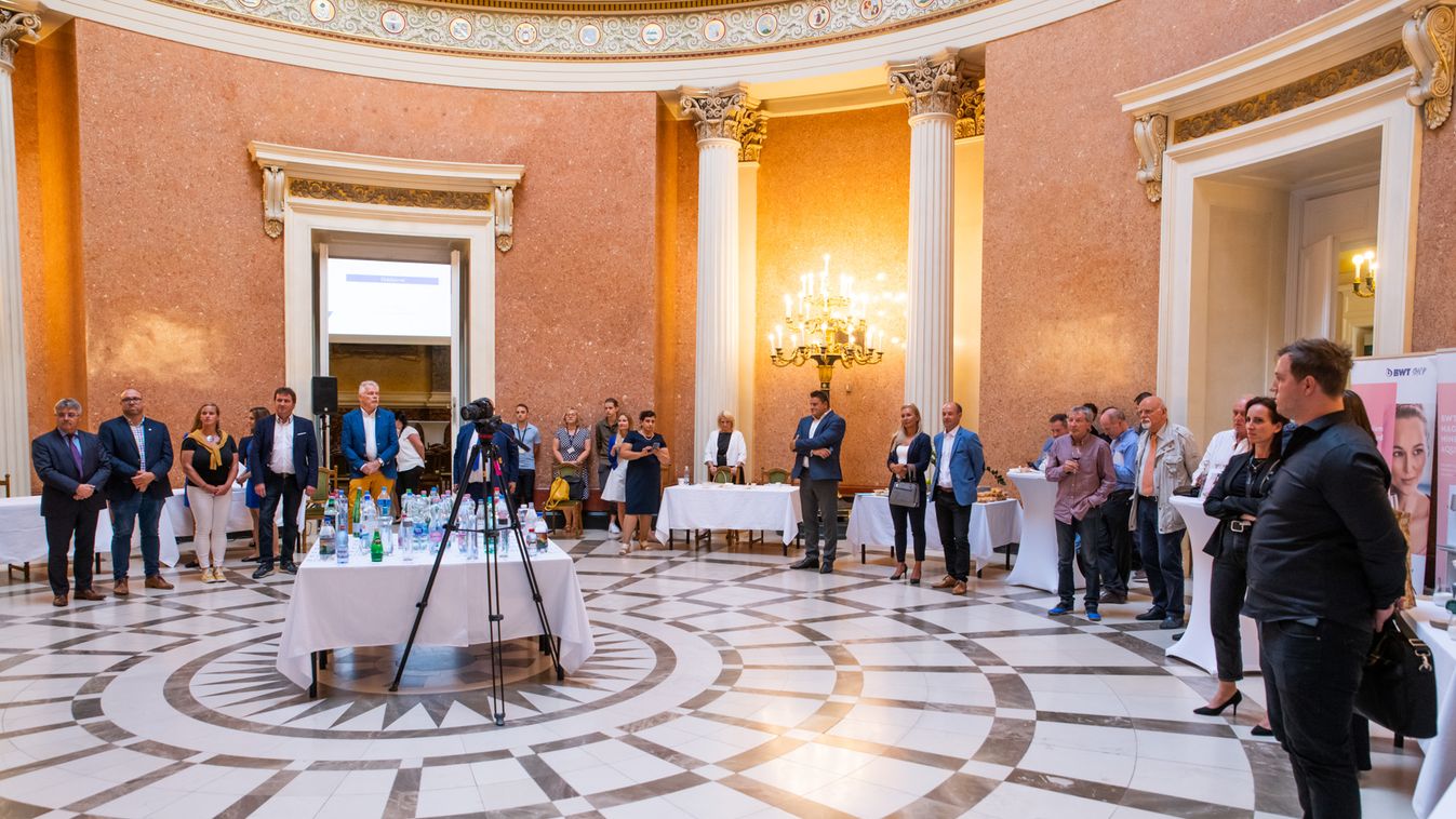 Igazi kincs a Chernel-forrás vize, ami hatalmas elismerésben részesült