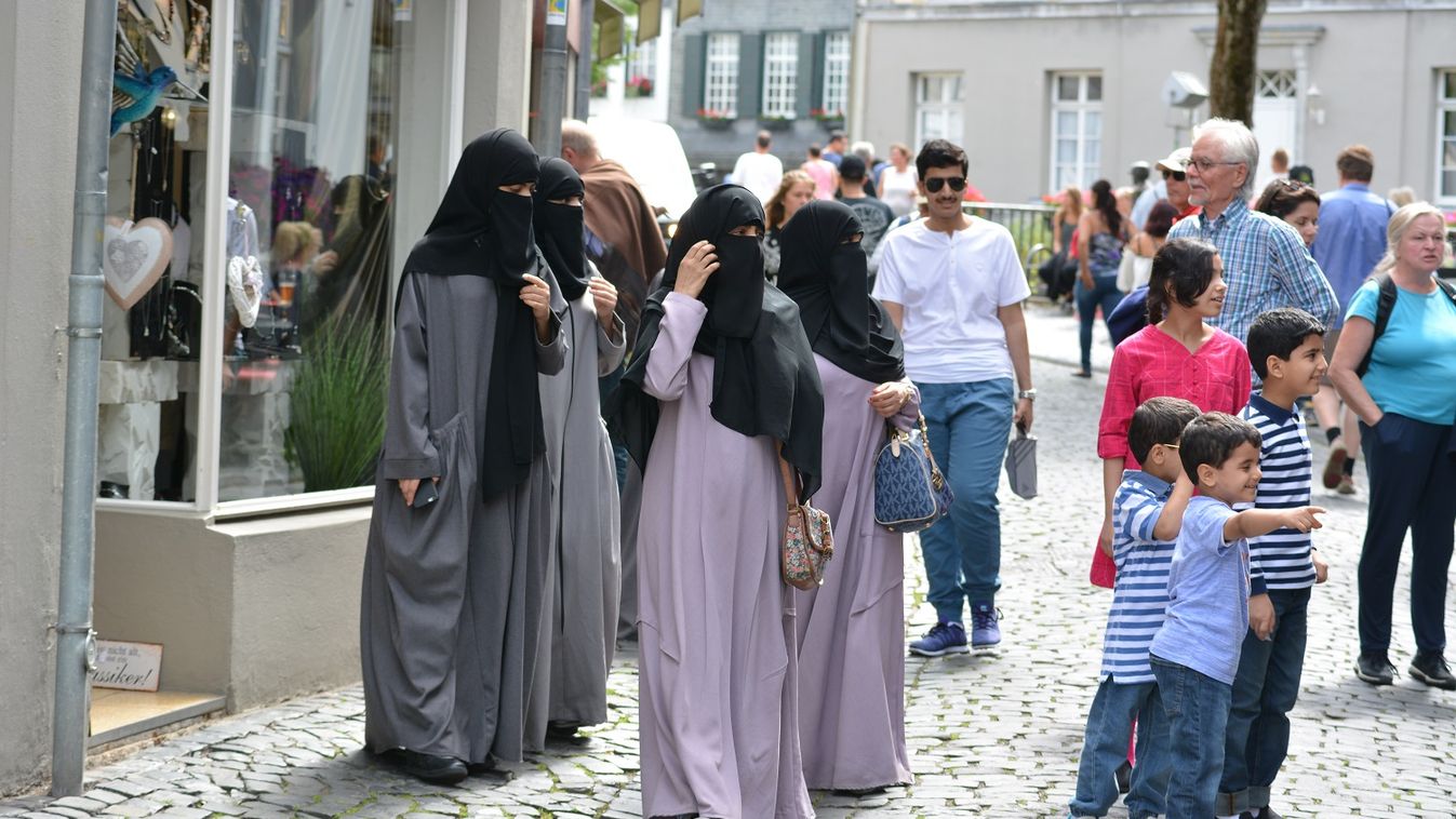 Külön rádióval tesznek a százezer arab kedvére Berlinben