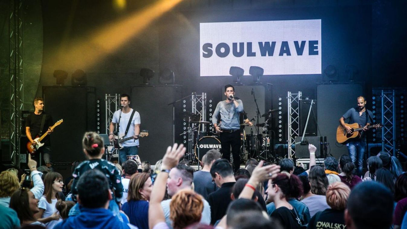 Egy éves a Soulwave Te Maradtál című dala