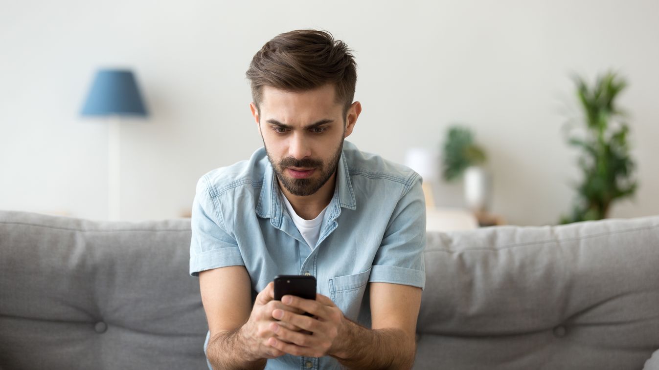 Jó lesz vigyázni a „szerelemorvos” fizetős SMS-eivel