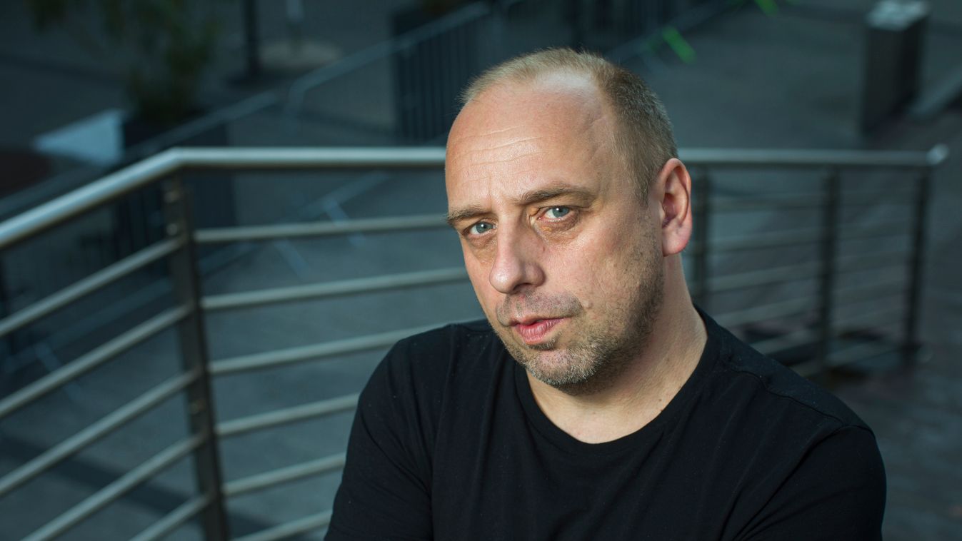 Új szólólemezzel jelentkezett a Heaven Street Seven egykori basszusgitárosa