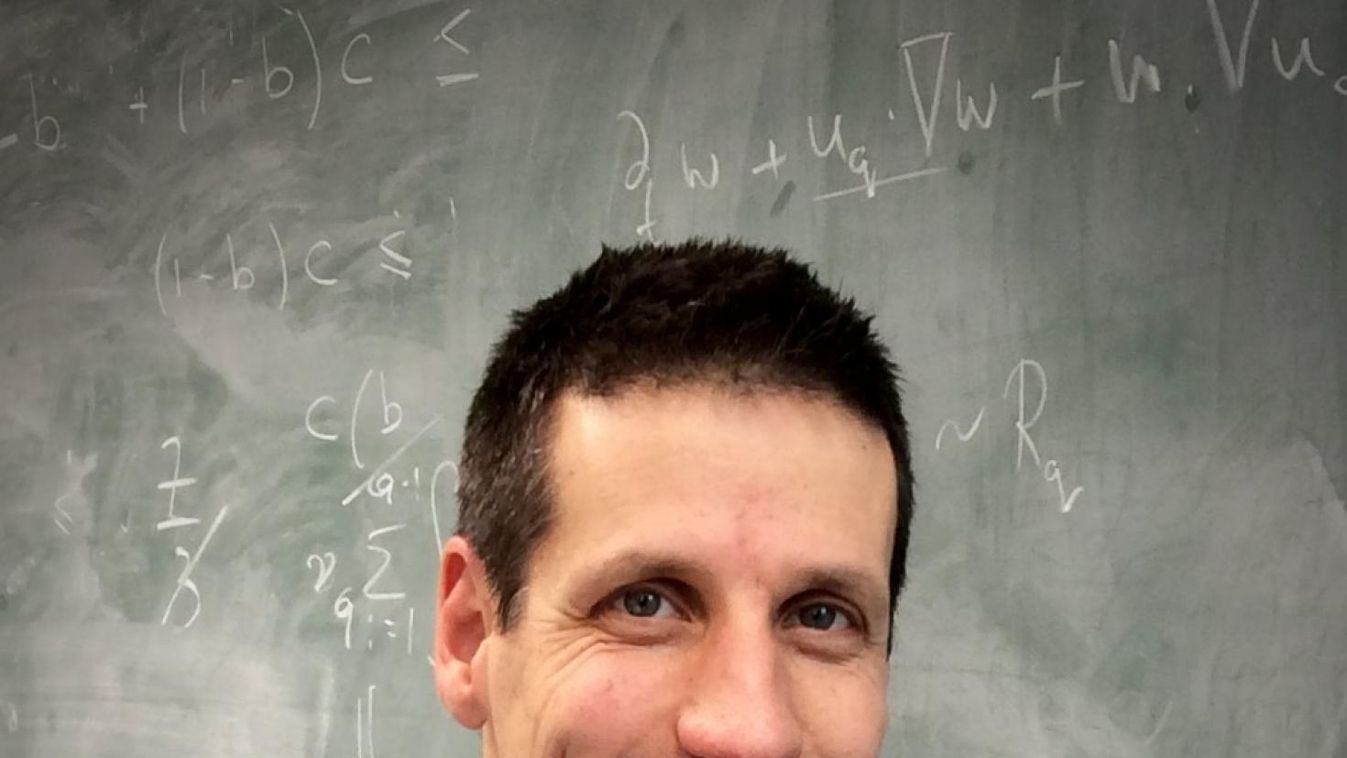 Székelyhidi László matematikus elnyerte a 2018-as Leibniz-díjat