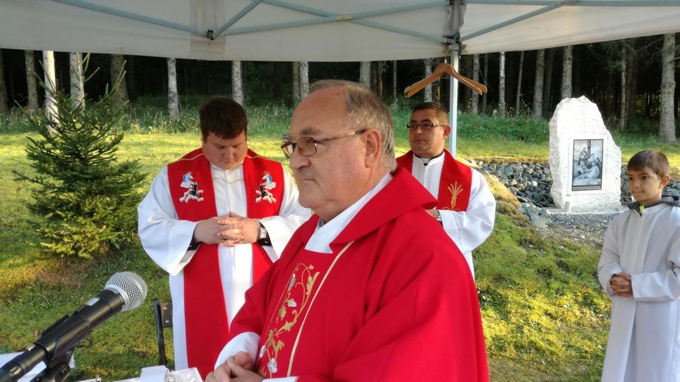 Aranymisés áldás a felszentelés hetedik évfordulóján