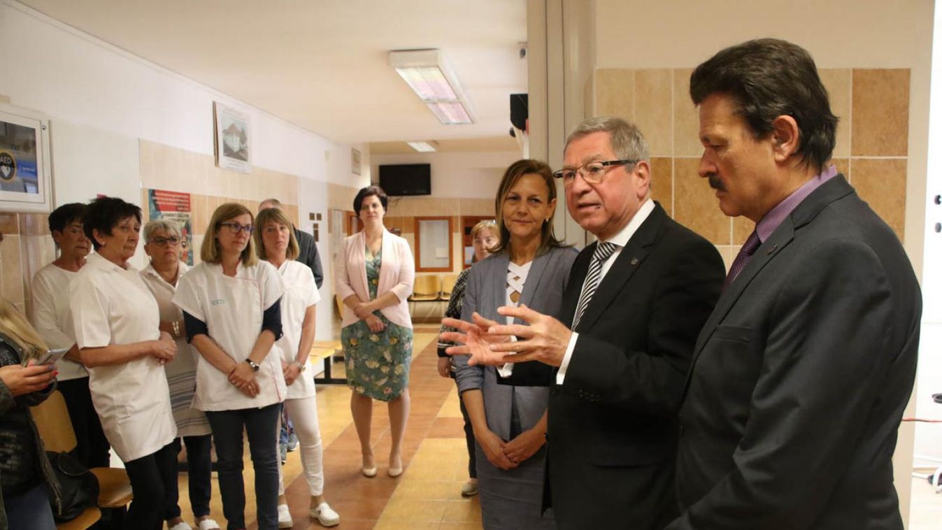 Új betegirányítási rendszert adtak át Szombathelyen
