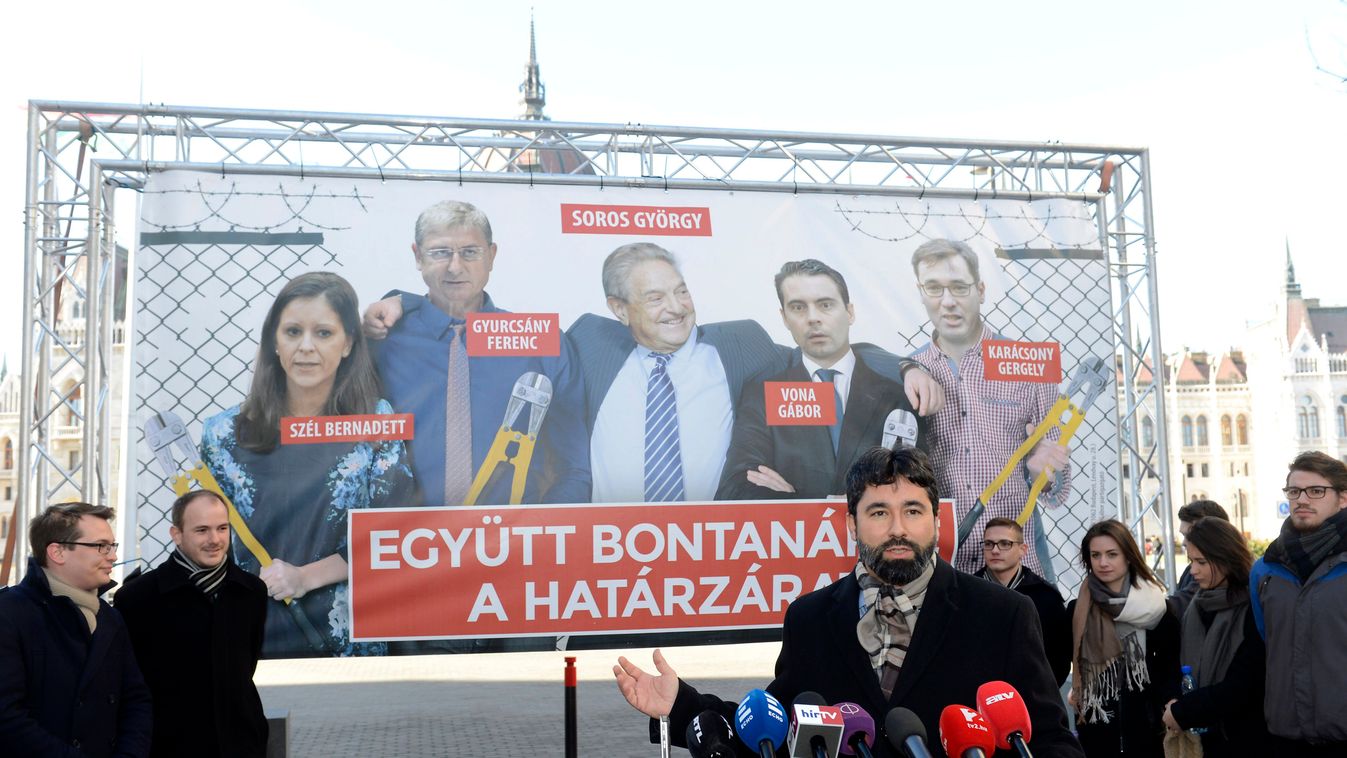 Hidvéghi Balázs: Soros és az ellenzék együtt bontaná le a határzárat
