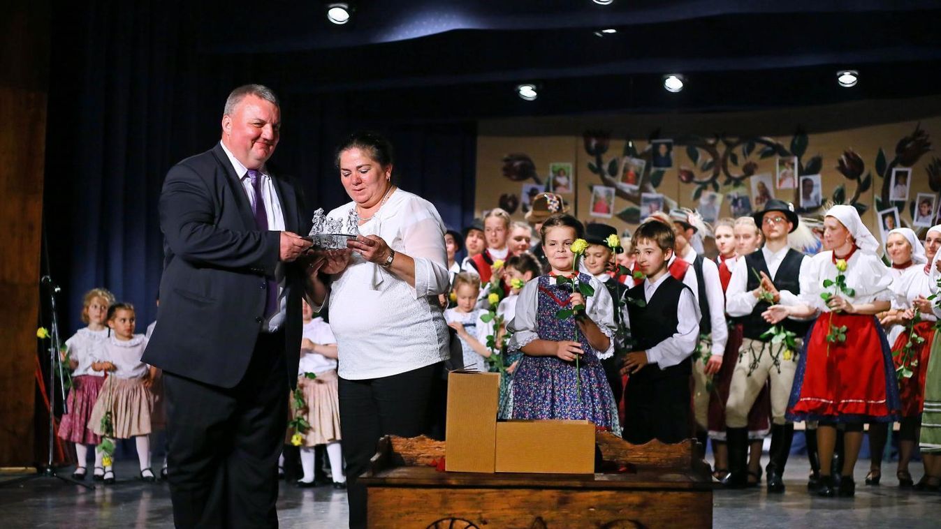 Otthont teremtettek – Harmincéves a kőszegi Hajnalcsillag Néptáncegyüttes