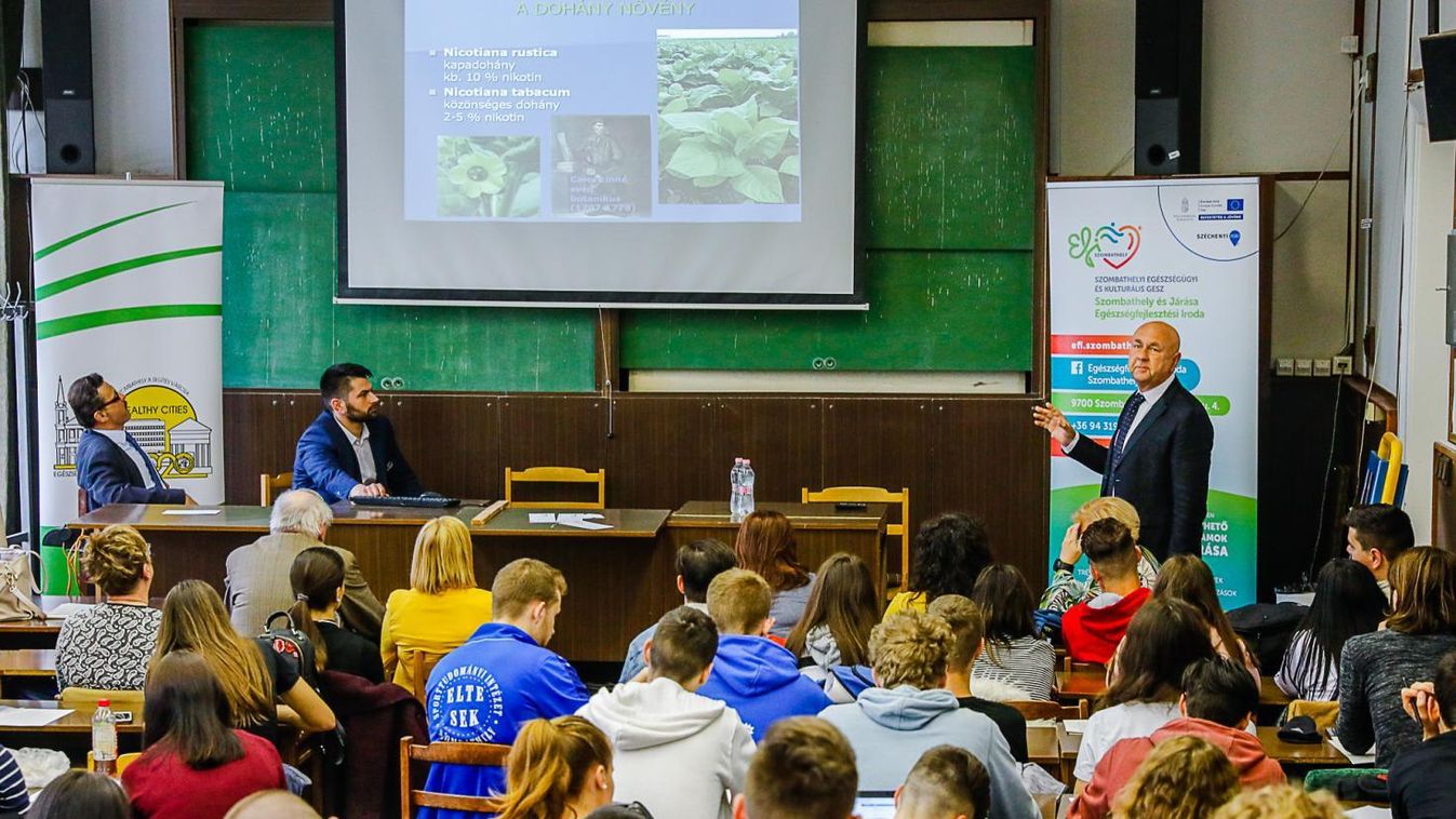 A dohányzás veszélyeiről tartottak előadást a szombathelyi egyetemen
