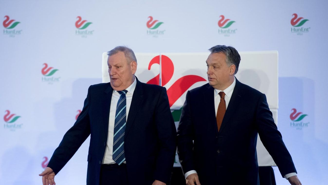 Orbán: sikeres kisvárosok, erős magyar vállalatok kellenek