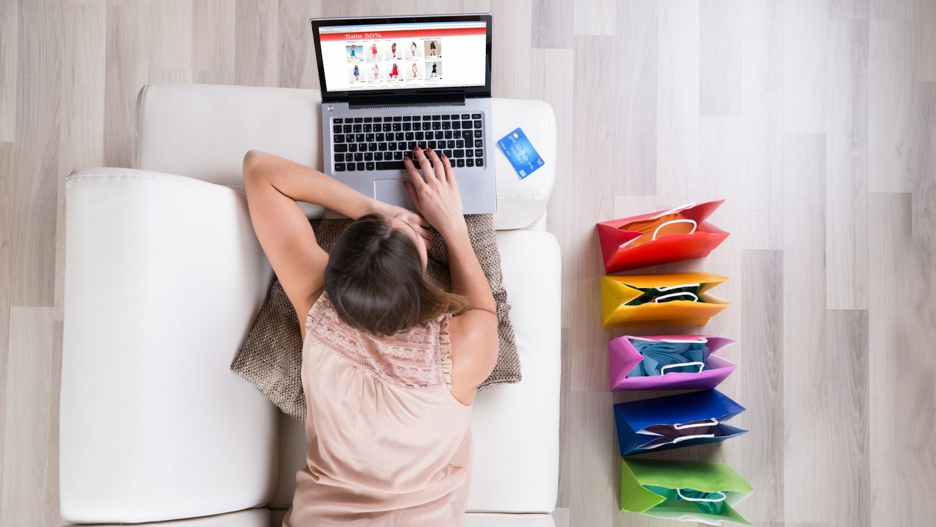 Magyarországon 21 százalékkal nőhet az online divatüzletek forgalma
