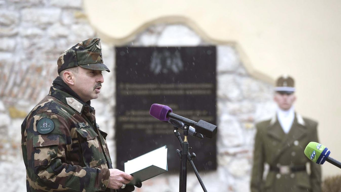 Budapest ostromának hősi halottaira és civil áldozataira emlékeztek