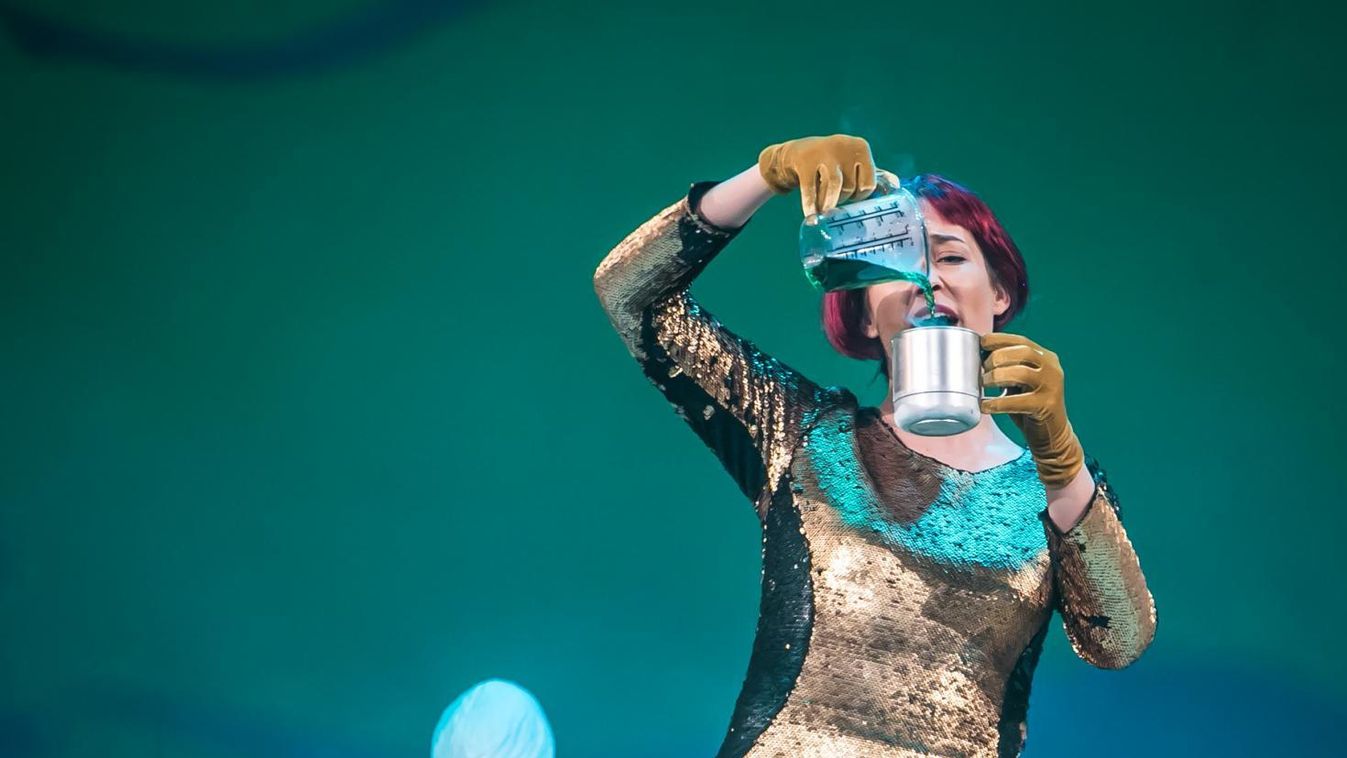 Néró itt a sztár: a WSSZ történelmi rockoperája