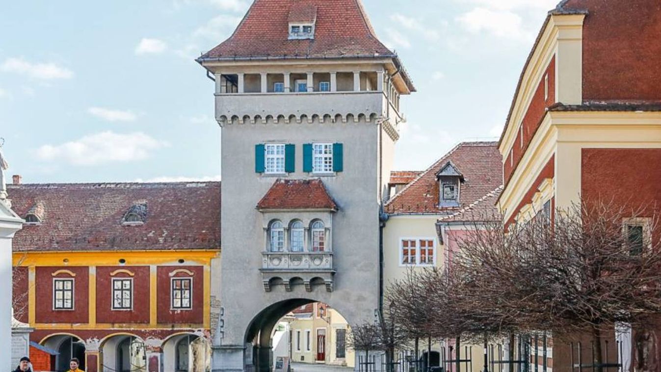 Kőszeg, ahol 11 órakor is harangoznak