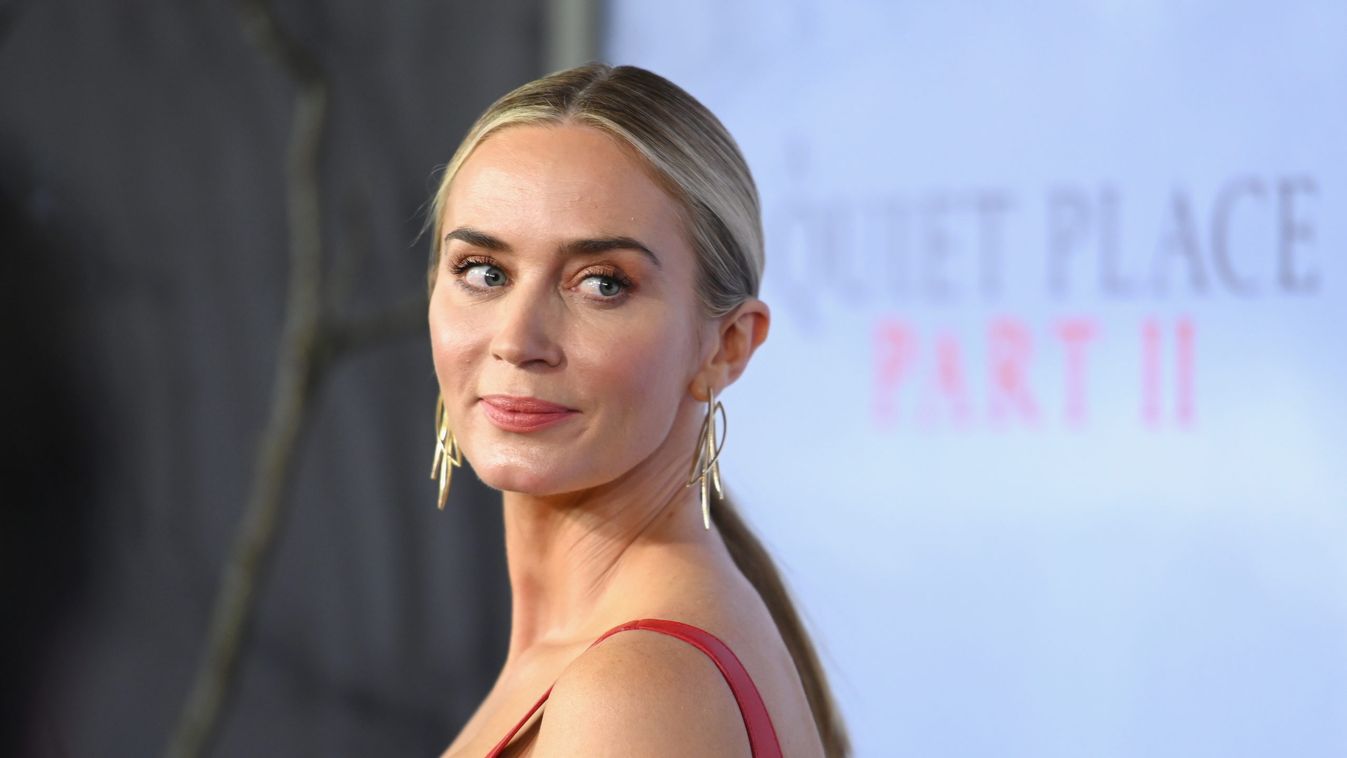 Egymás oldalán apríthatja a gonoszt Emily Blunt és Dwayne Johnson