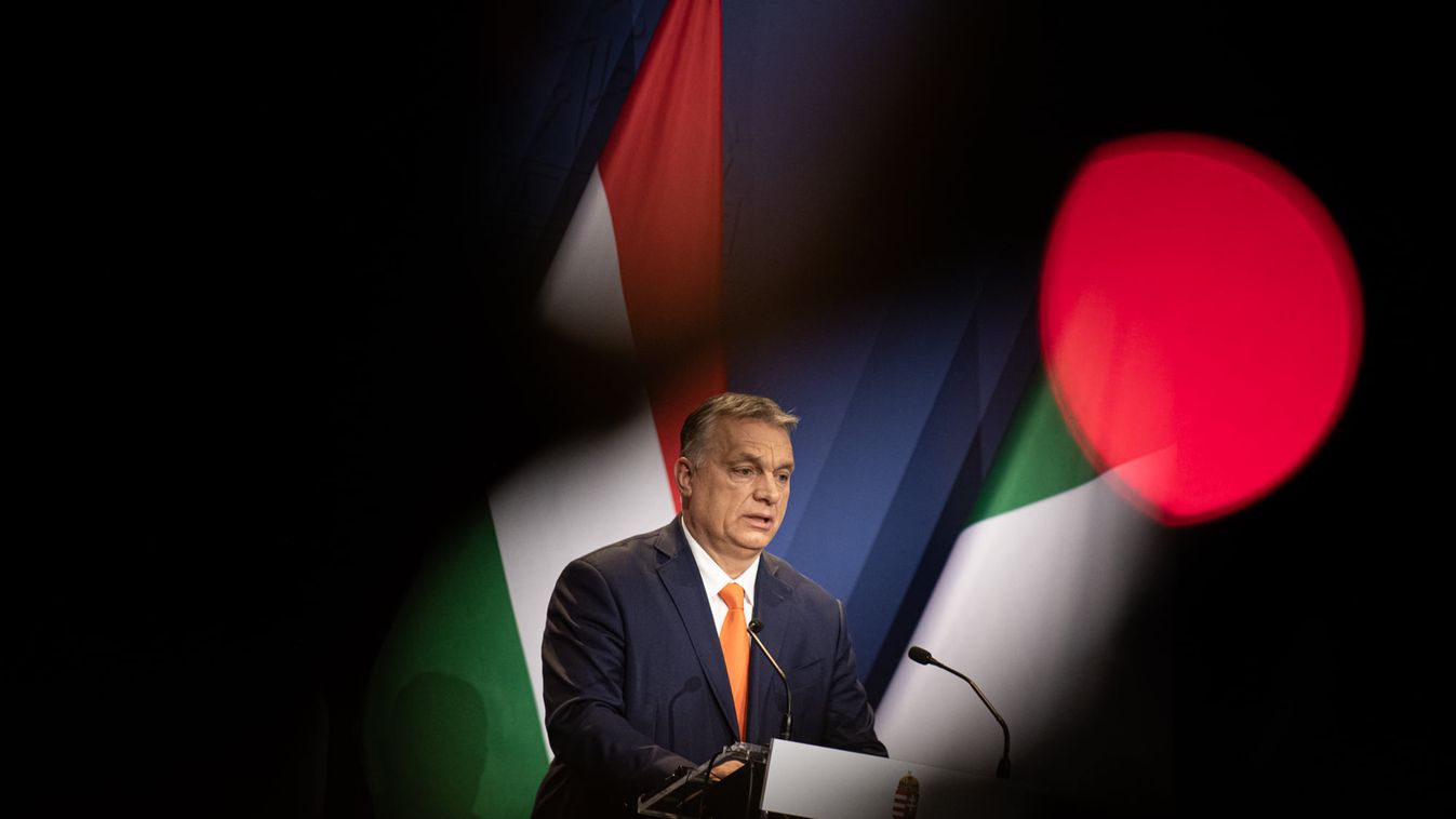 Orbán Viktor: Európa utolsó szabadságharcosai vagyunk (videó)