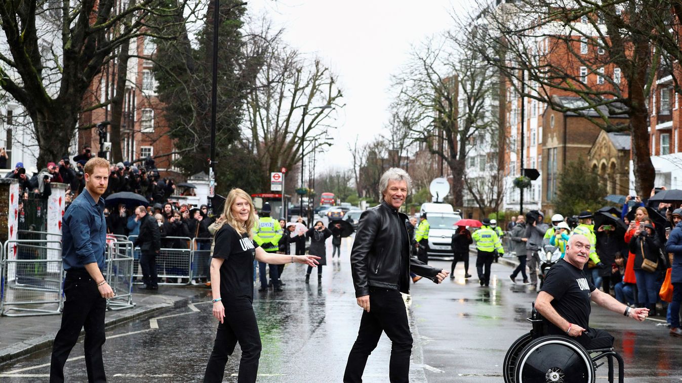 Együtt jótékonykodott Harry herceg és Jon Bon Jovi